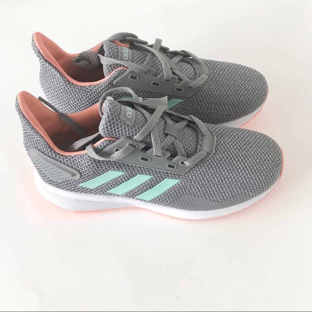 Kids Adidas Sneakers NO BOX - Picture 3 of 8